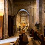La prima, consacrata nel 1544, fu eretta su un precedente battistero...